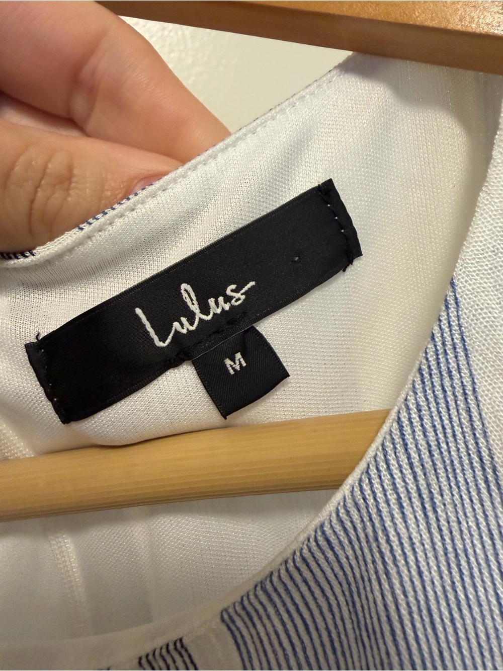 LULU's  Short Sleeve Mini Dress size M medium EUC blue and white coquette girl - Picture 4 of 13